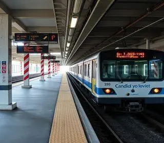 interdição da plataforma do transporte coletivo