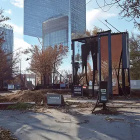 demolição administrativa de outdoors
