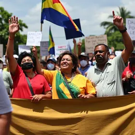 Manifestantes fazem ato em Manaus contra Lula e STF